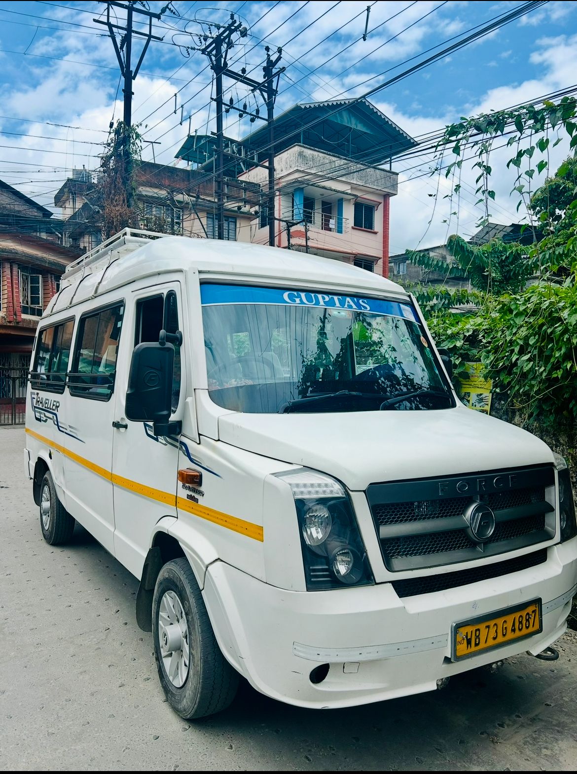 12 Seater Tempo Traveller